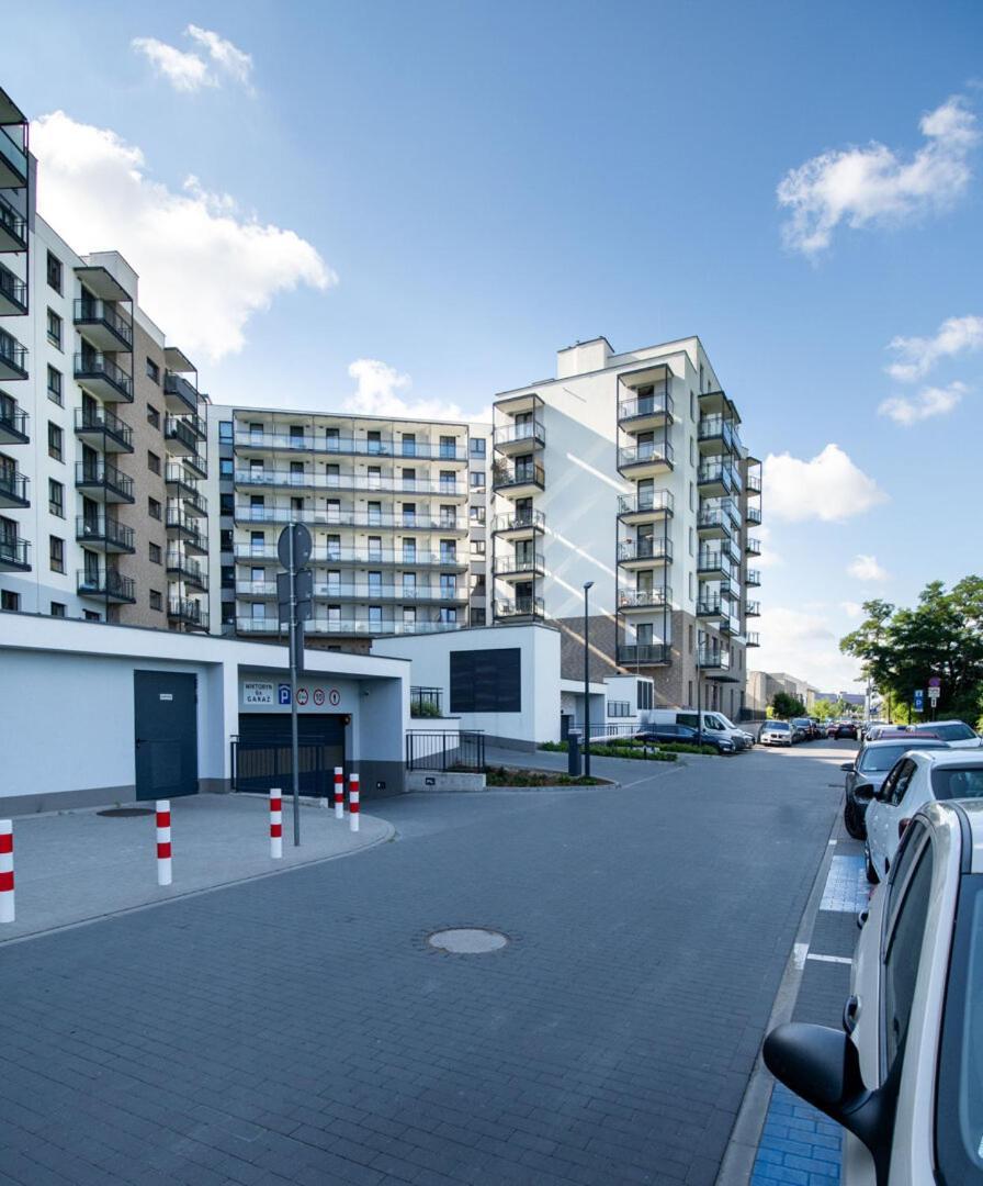 Superapart Wiktoryn 6 Варшава Экстерьер фото